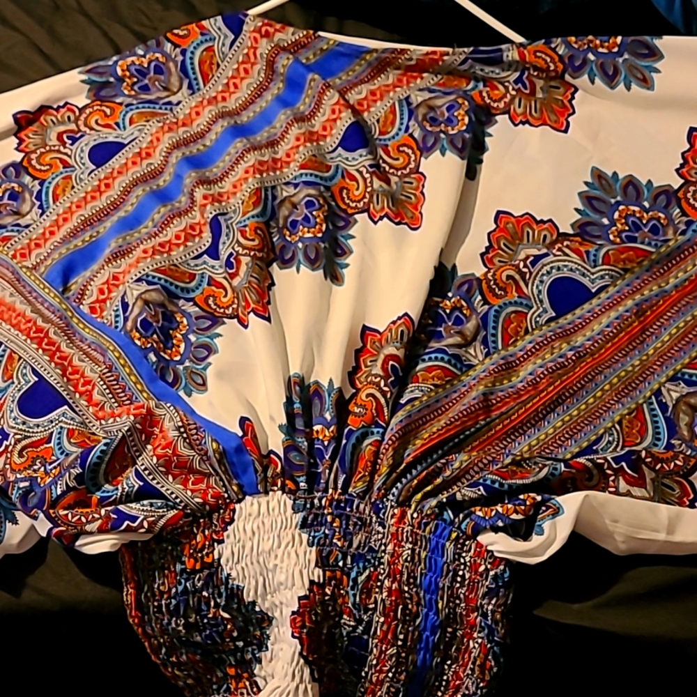 Dramatic Design Multicolor top